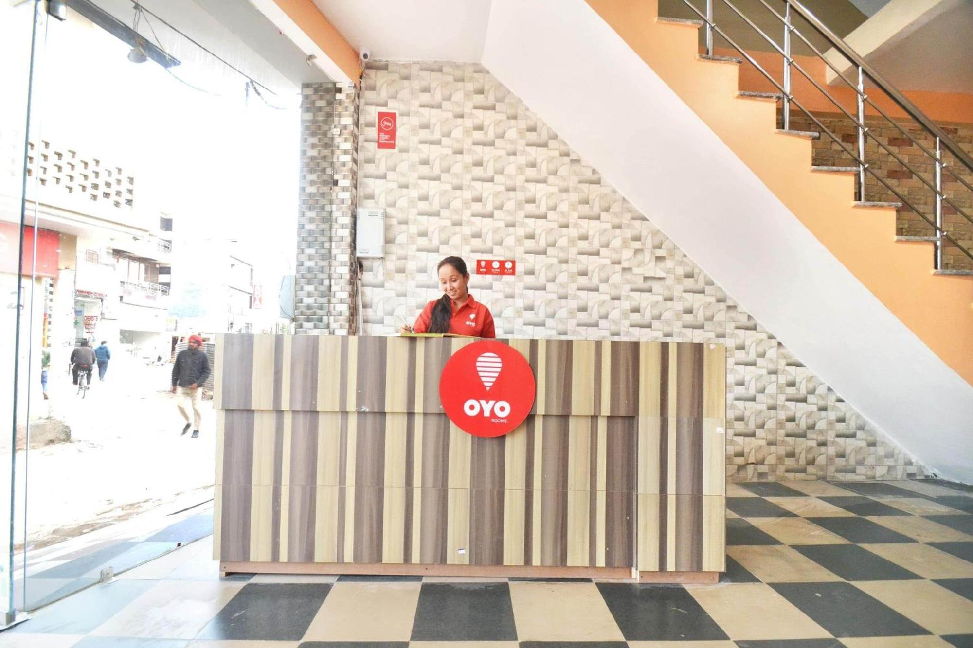 Hotel O Galaxy Nayagaon Экстерьер фото
